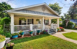 410 FRANKLIN Street, Mahomet, IL 61853