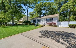 103 Hampton Avenue, Mastic, NY 11950