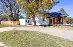 1623 8th St, Woodward, OK 73801