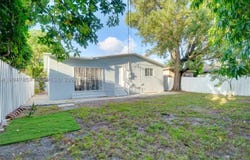 1141 NW 75th St, Miami, FL 33150