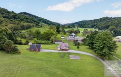 216 School Road, BLUEFIELD, VA 24605