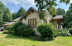 1008 W Ash Avenue, Olivia, MN 56277