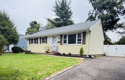 627 Warfield Rd, North Plainfield Boro, NJ 07063-1635