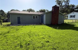 5332 NORTHERN Avenue, Raytown, MO 64133