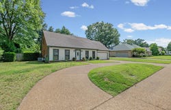 4729 CEDAR RIDGE Dr, Millington, TN 38053