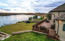 18 Idlewild Dr, Nashua, MT 59248