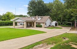 411 County Road 2127, Pittsburg, TX 75686