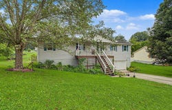 117 Bertha Lane, Jacksboro, TN 37757