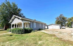 1030 A St. NE, linton, IN 47441