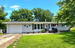 715 Maple Street, Murray, IA 50174