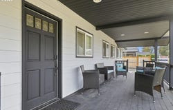 1271 ARCADIA Dr, Eugene, OR 97401