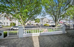 100 1ST Street, KEYPORT, NJ 07735