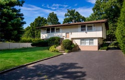 24 Deepdale Drive, Commack, NY 11725