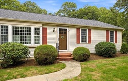 21 Oxford Road, East Sandwich, MA 02537