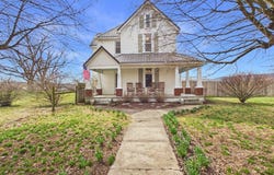 207 Thomas Rd, Speedwell, TN 37870