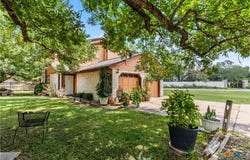 108 Leona Street, Lockhart, TX 78644
