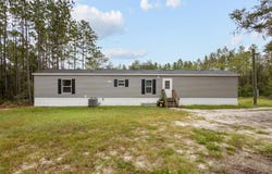 6038 NW 17th Ct, Bell, FL 32619