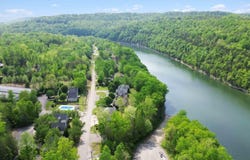 2386 Roberts Bend Road, Burnside, KY 42519