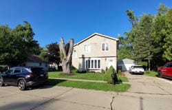 21812 Albion Avenue, Farmington Hills, MI 48336