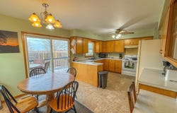 1324 Sunset Drive, Hampton, IA 50441