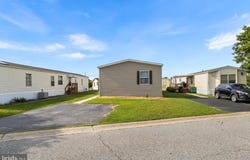1733 BARBARA Circle, BEAR, DE 19701