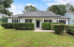 85 Settlers Mill Run, Hiram, GA 30141