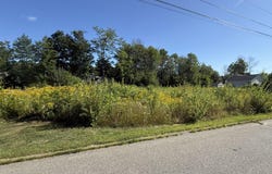 37 Barnet Avenue, Waterville, ME 04901