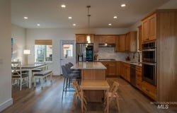 2468 Shenandoah Dr, Hailey, ID 83333