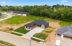 120 Howard Ave, Swisher, IA 52338
