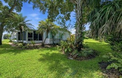 304 PORTSIDE Lane, EDGEWATER, FL 32141