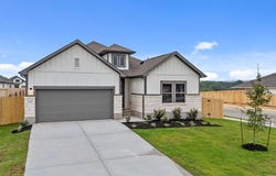 235 Red Tail Hawk Ln, Cedar Creek, TX 78612