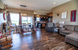 1987 County Road 1620, Cairo, MO 65239