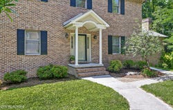 107 Chestnut Hill Rd, Oak Ridge, TN 37830