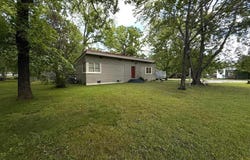 601 Clarence St., Mountain View, AR 72560