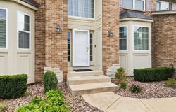 15913 S Selfridge Circle, Plainfield, IL 60586