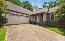 2923 Dogwood Drive, Claremont, NC 28610