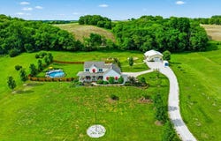 22720 Devore Ave, Glenwood, IA 51534