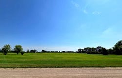 4th St E, Graceville, MN 56240