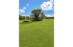 621 Washington Pike, Avella, PA 15312