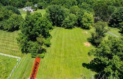 BLENHEIM Road, PHOENIX, MD 21131