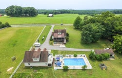768 Hardtimes Rd, Farmville, VA 23901