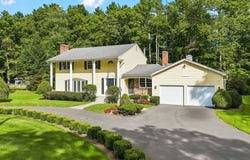 45 Wheeler St, Rehoboth, MA 02769