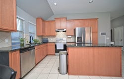 1409 Fox Glen Trail, Mansfield, TX 76063