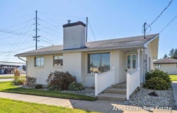 343 S State Street, Sparta, MI 49345