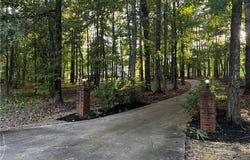 1034 COUNTY ROAD 520, FIVE POINTS, AL 36855
