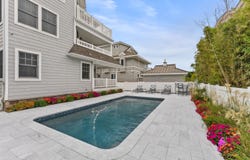 84 E 19th Street, Avalon, NJ 08202