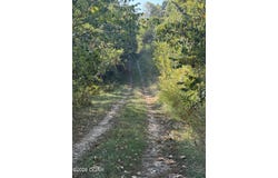 N Dade 133, Arcola, MO 65603