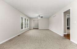 305 NW OBrien Road, Lee's Summit, MO 64063
