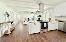 1800 Ridgewood Dr, Columbia, MS 39429