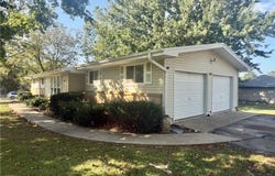 124 Hillcrest Drive, Nevada, MO 64772